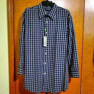 Covington Men's Fitted Performance Dress Shirt